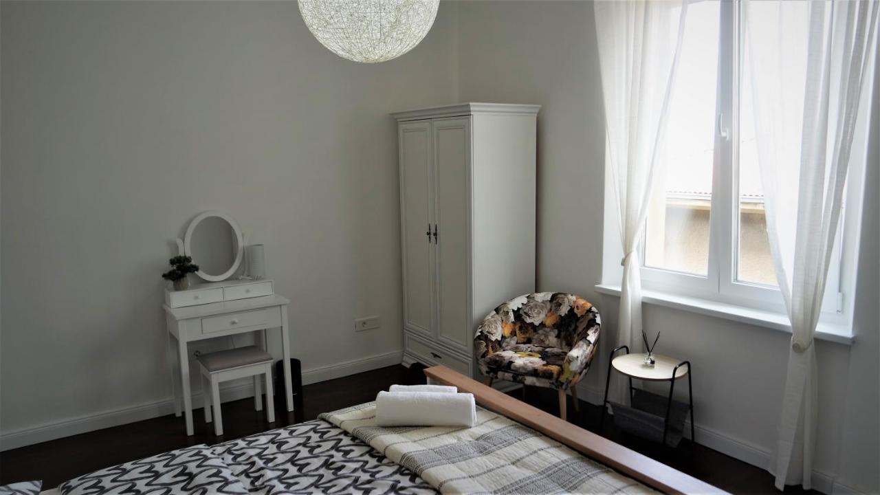 Sea Flower Apartment Rijeka Exterior photo